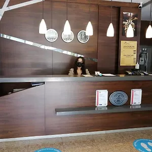 Royal Hotel